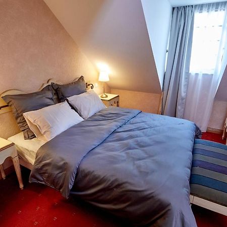 Residence Hoteliere Du Domaine ชาบลี ภายนอก รูปภาพ