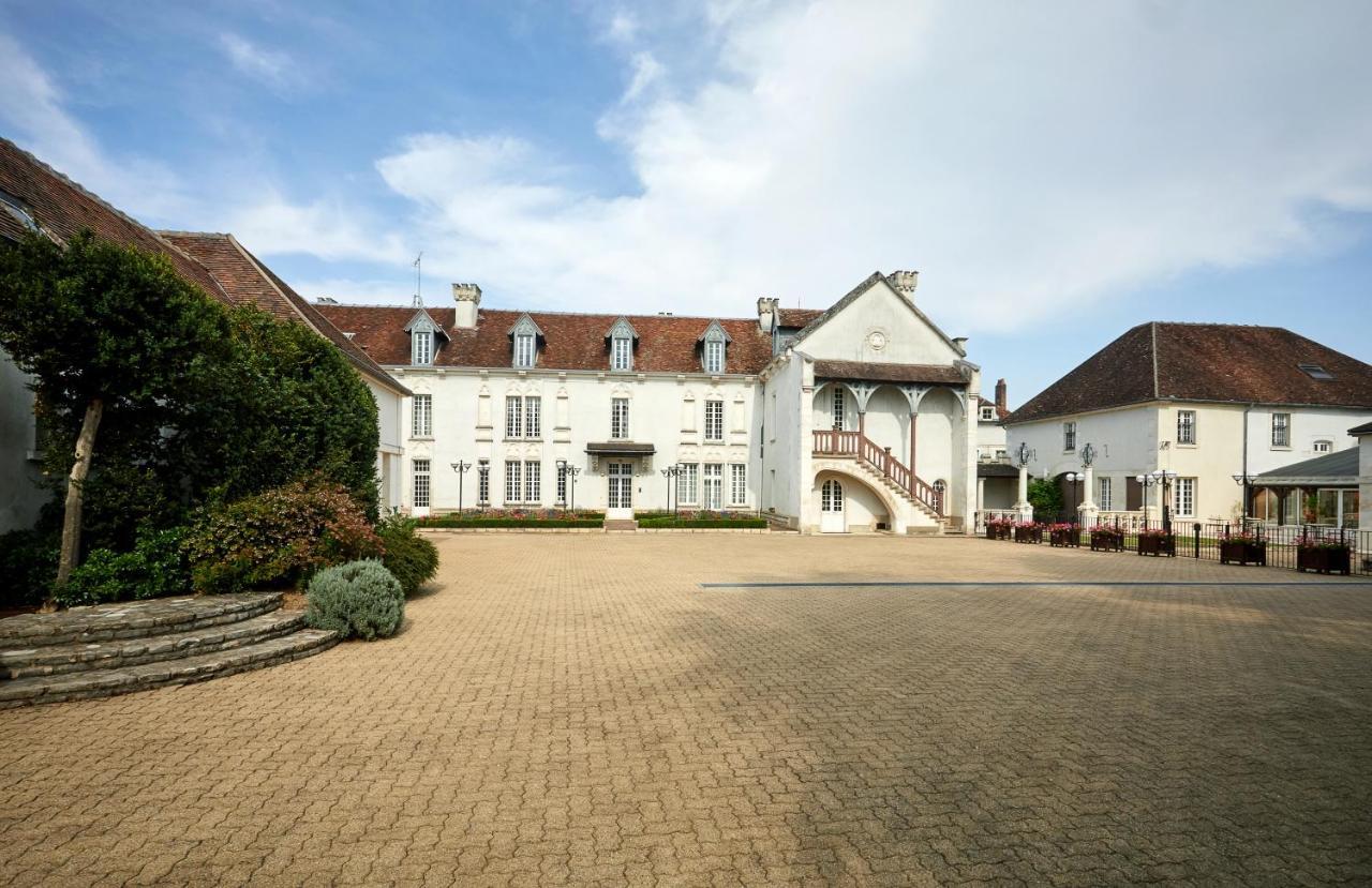 Residence Hoteliere Du Domaine ชาบลี ภายนอก รูปภาพ